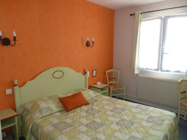 Hotel De La Poste Chagny  Værelse billede